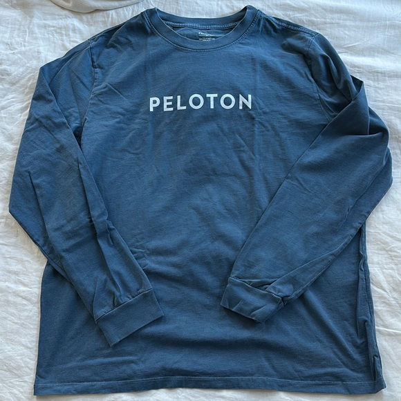 Peloton long-sleeve men’s tee, size 2XL - Picture 2 of 2